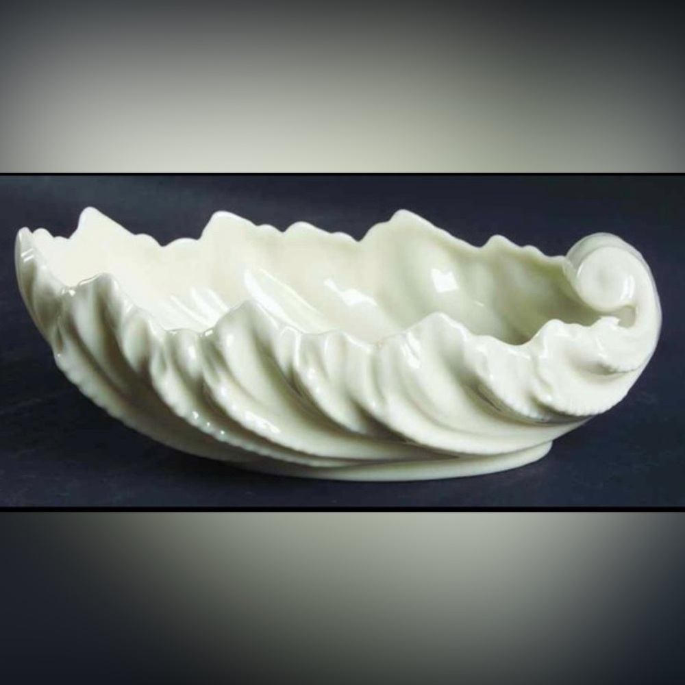 Vintage Lenox Acanthus Leaf Shell Vintage bowl or serving dish Porcelain